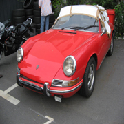 roter Porsche